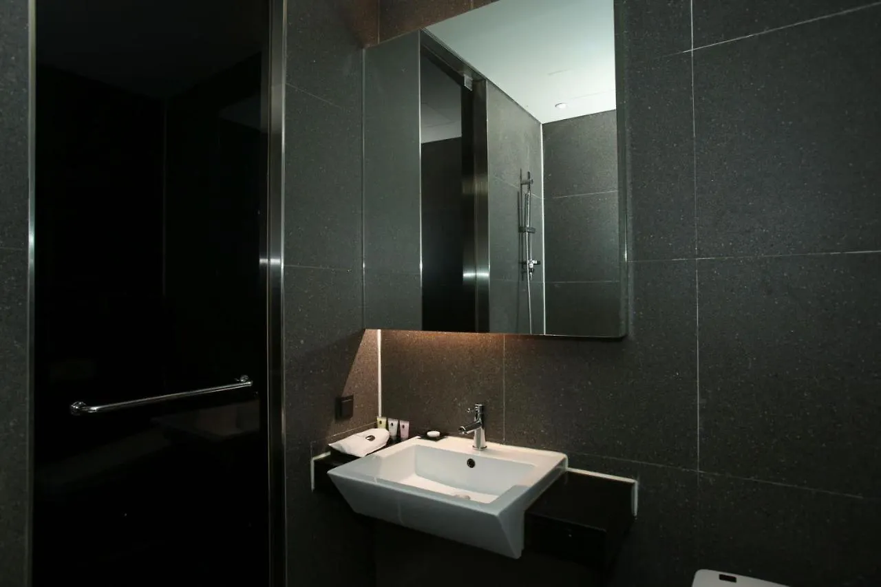 Hotel The Designers Hongdae Seoul