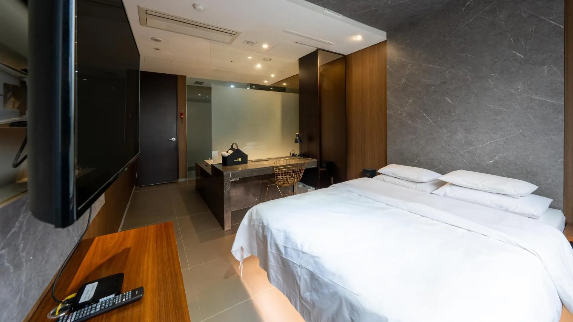 Hotel The Designers Hongdae Seoul South Korea