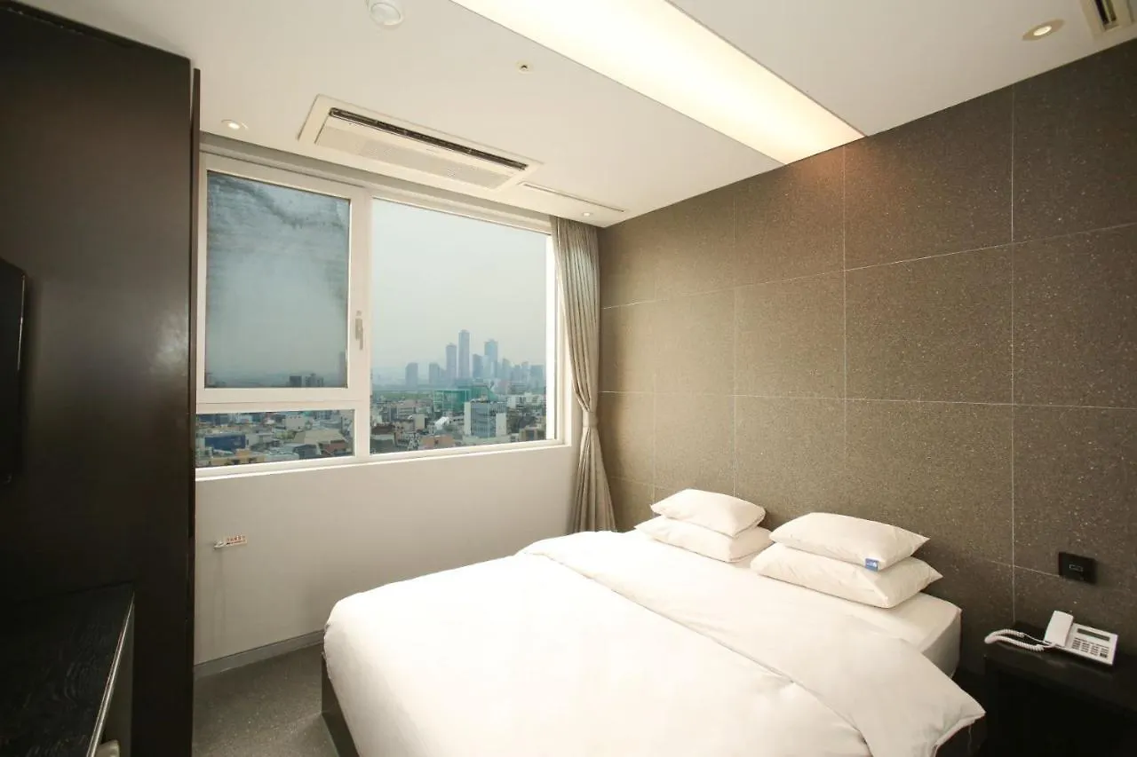 Hotel The Designers Hongdae Seoul